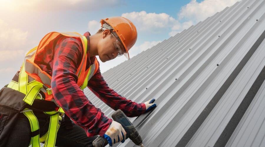 Professional residential roofers in Laingsburg, MI